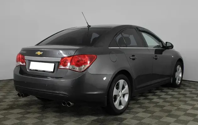 Chevrolet Cruze, фото №2