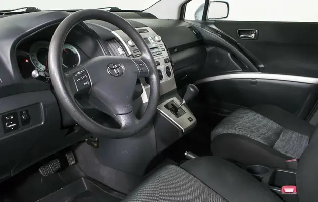 Toyota Corolla Verso, фото №8