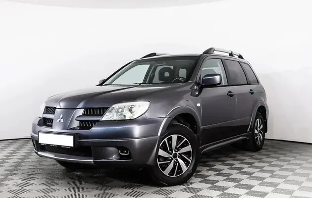 Mitsubishi Outlander, фото №1