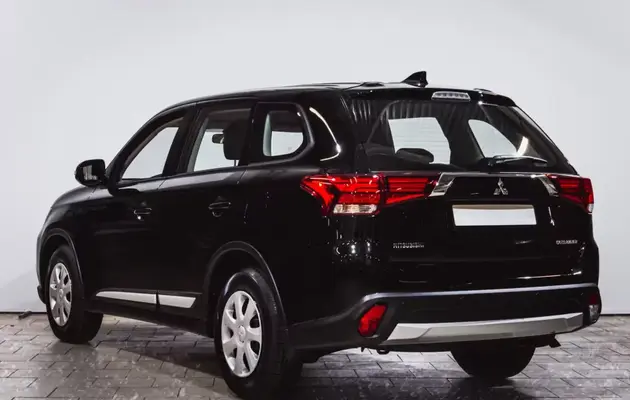 Mitsubishi Outlander, фото №4