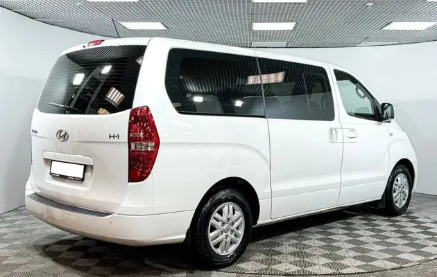 Hyundai H-1, фото №2