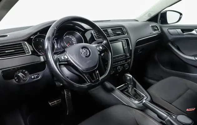 Volkswagen Jetta, фото №5