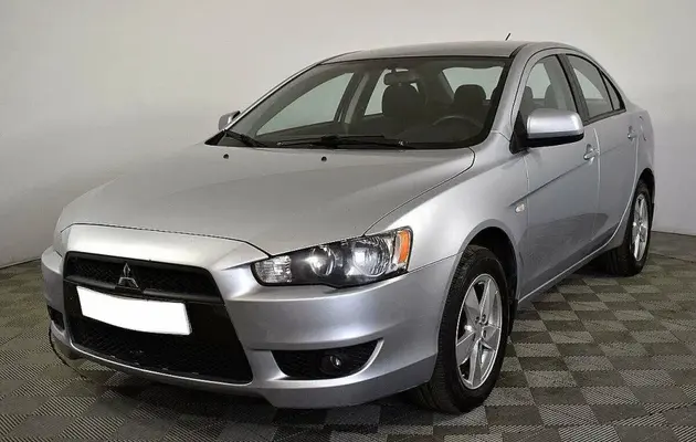 Mitsubishi Lancer, фото №1