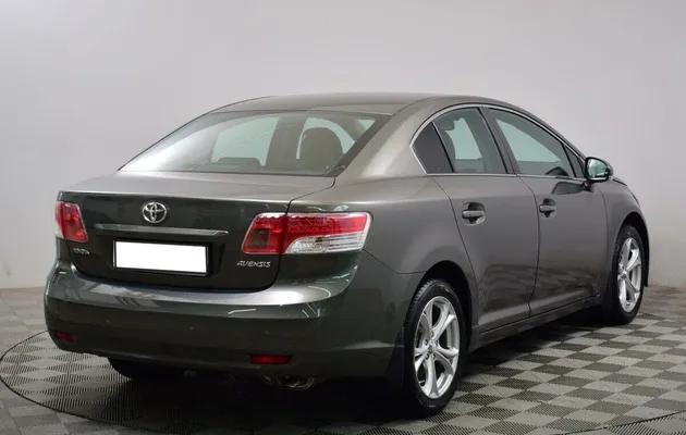 Toyota Avensis III, фото №2
