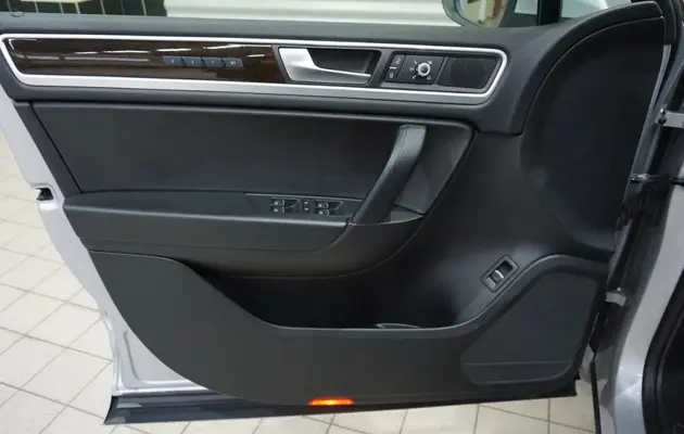 Volkswagen Touareg, фото №12