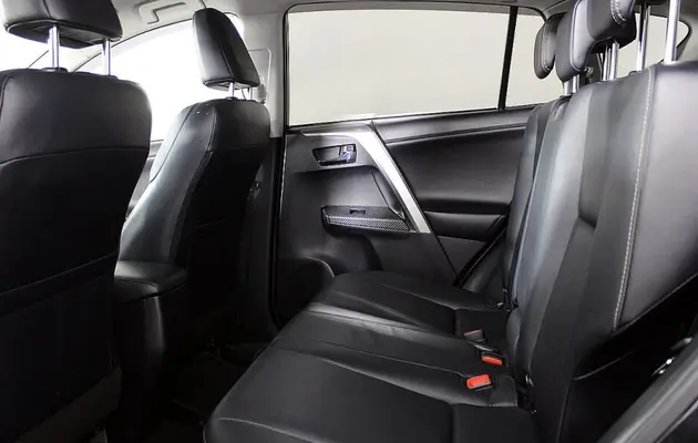 Toyota RAV4, фото №10