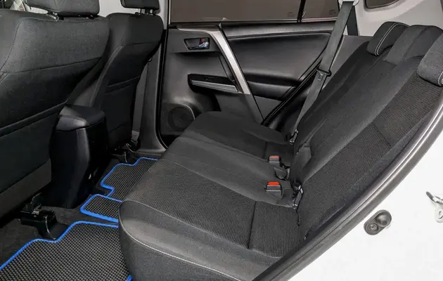 Toyota RAV4, фото №6