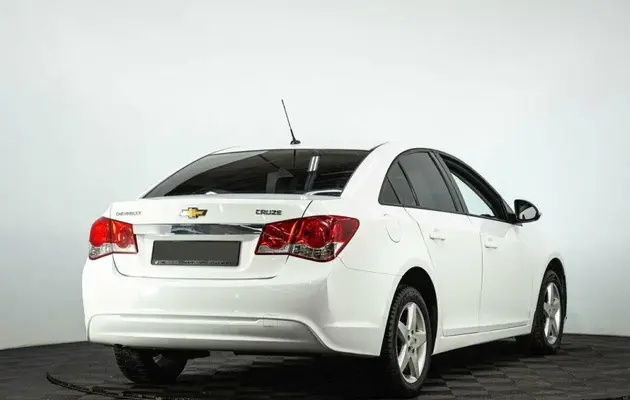 Chevrolet Cruze, фото №2