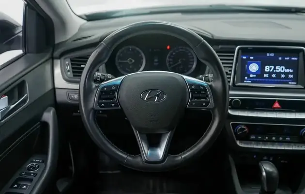Hyundai Sonata, фото №10