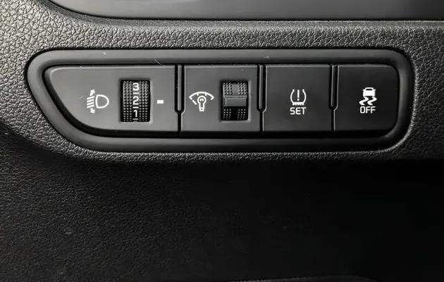 Kia Rio X-Line, фото №12