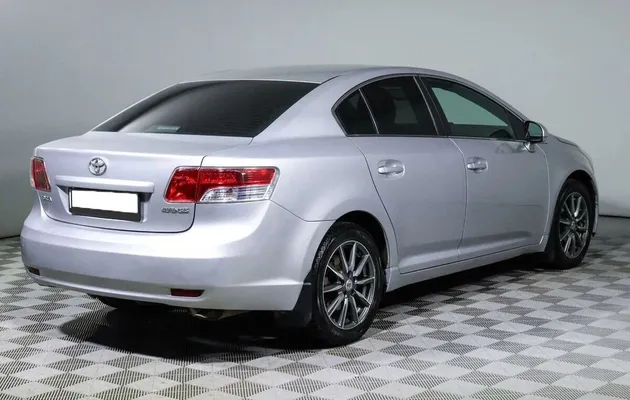 Toyota Avensis III, фото №2