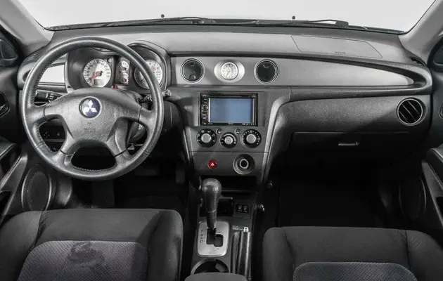 Mitsubishi Outlander, фото №5