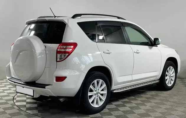 Toyota RAV4, фото №2