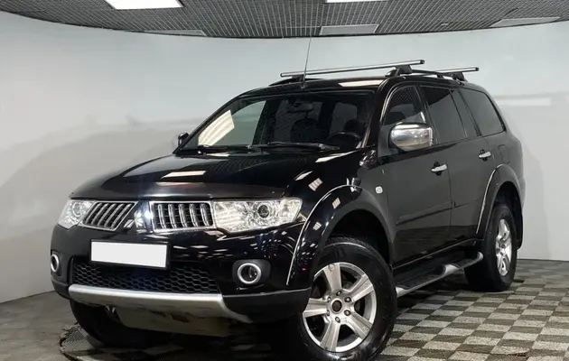 Mitsubishi Pajero Sport, фото №1