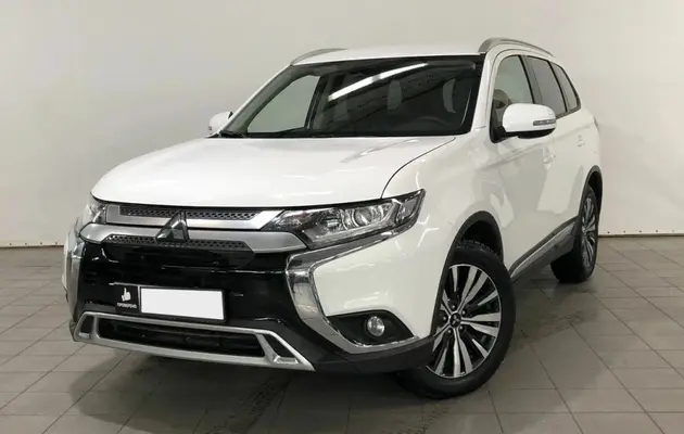 Mitsubishi Outlander, фото №1