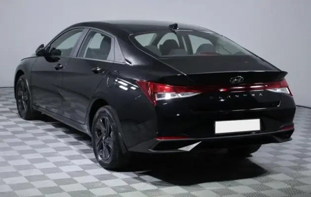 Hyundai Elantra, фото №4