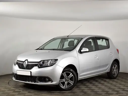 Renault SANDERO