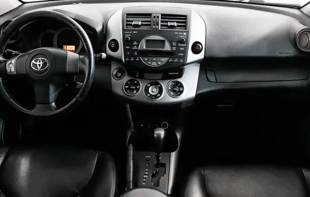 Toyota RAV4, фото №6