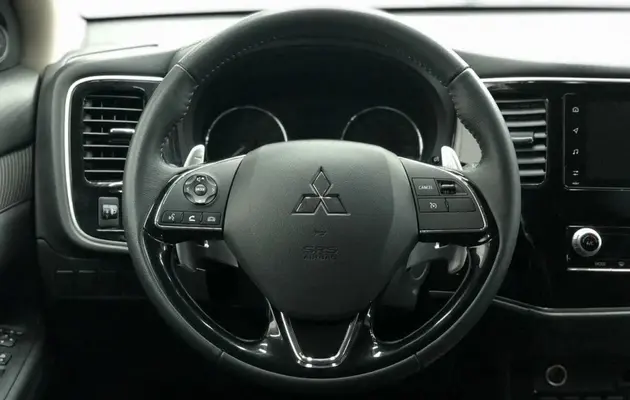 Mitsubishi Outlander, фото №8