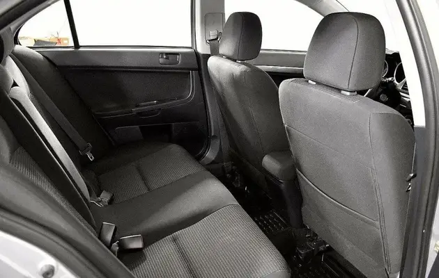 Mitsubishi Lancer, фото №6