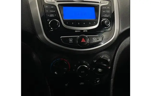 Hyundai Solaris, фото №9