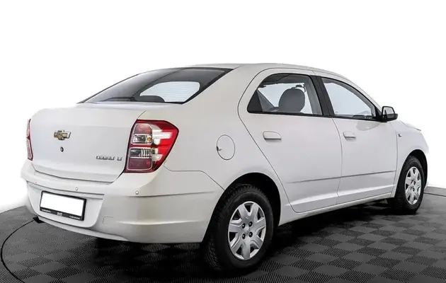Chevrolet Cobalt, фото №2