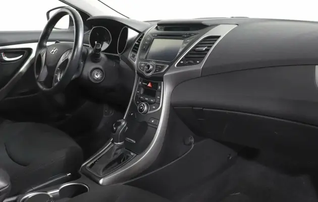 Hyundai Elantra, фото №6