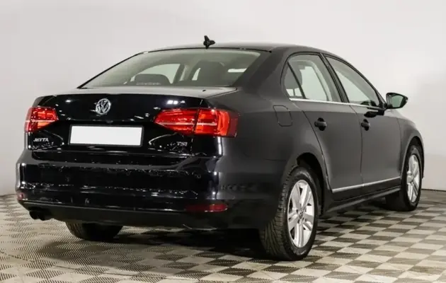 Volkswagen Jetta, фото №2