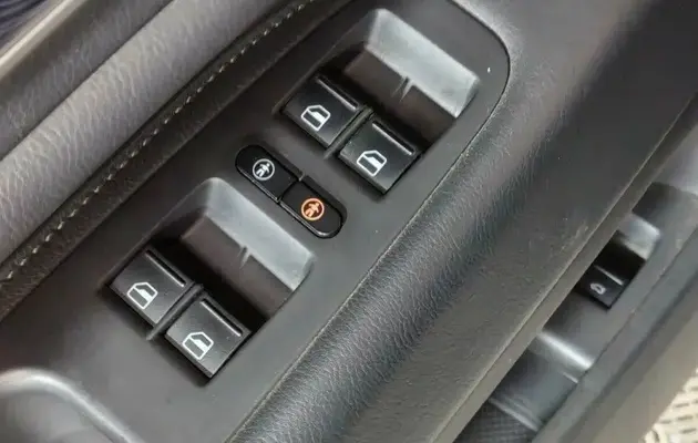 Volkswagen Touareg, фото №8