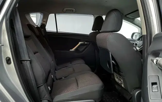 Toyota Verso, фото №7
