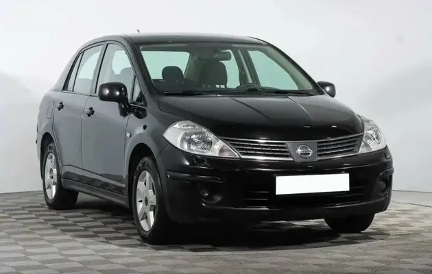 Nissan Tiida, фото №3