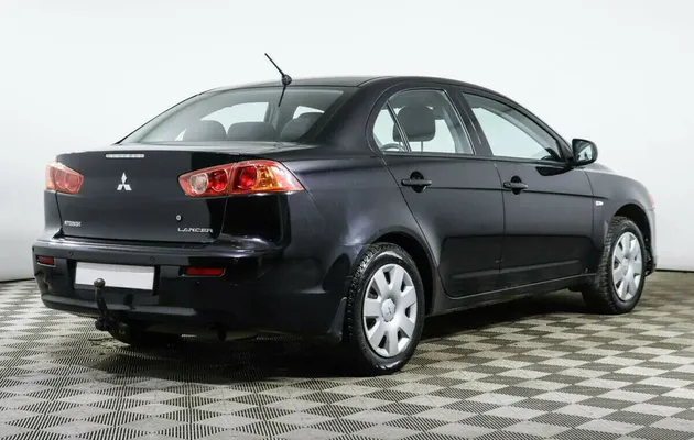 Mitsubishi Lancer X, фото №2