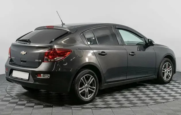 Chevrolet Cruze, фото №2