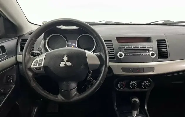 Mitsubishi Lancer, фото №7