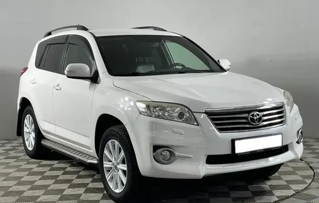 Toyota RAV4, фото №3