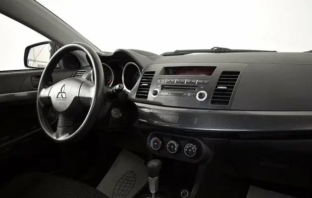 Mitsubishi Lancer, фото №5