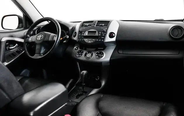 Toyota RAV4, фото №5
