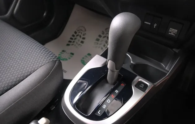 Honda Fit III Рестайлинг, фото №9