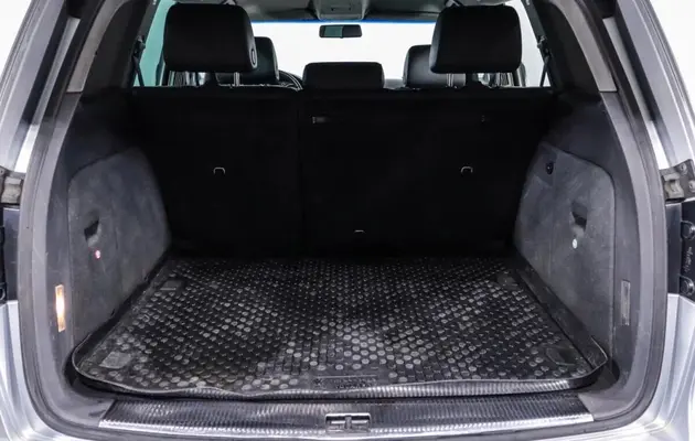 Volkswagen Touareg, фото №9