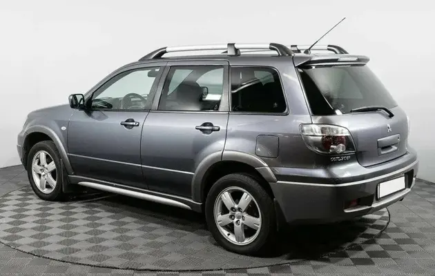 Mitsubishi Outlander, фото №4