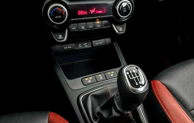 Kia Rio X-Line, фото №11