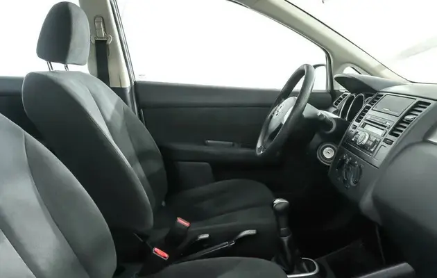 Nissan Tiida, фото №6