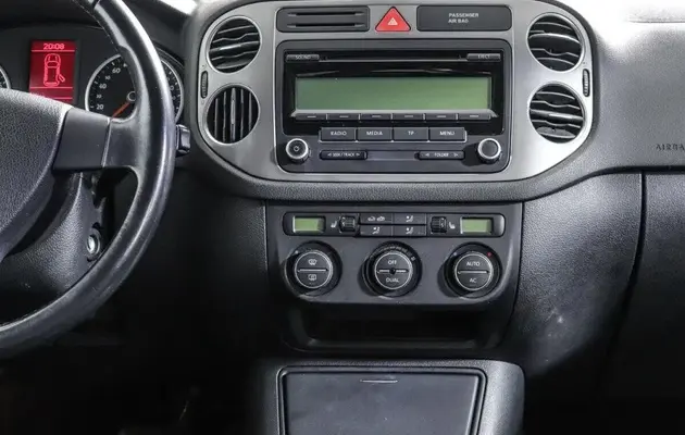 Volkswagen Tiguan, фото №8