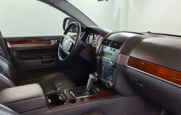 Volkswagen Touareg, фото №7