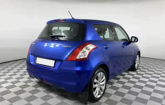 Suzuki Swift, фото №2