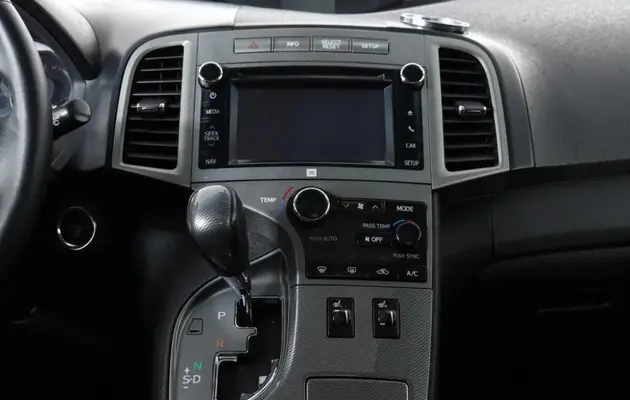 Toyota Venza, фото №8