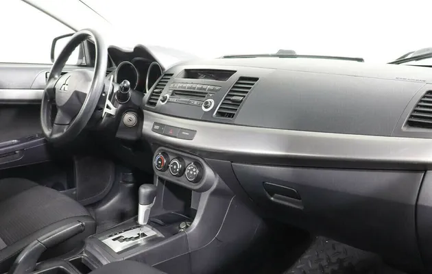 Mitsubishi Lancer X, фото №8