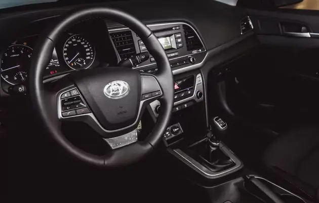 Hyundai Elantra, фото №5