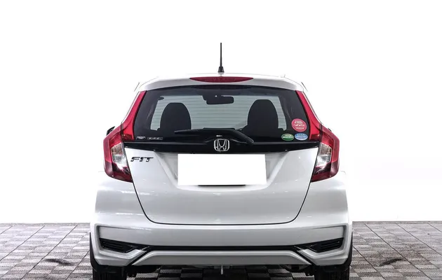 Honda Fit III Рестайлинг, фото №4