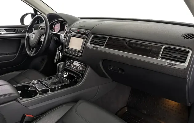 Volkswagen Touareg, фото №6